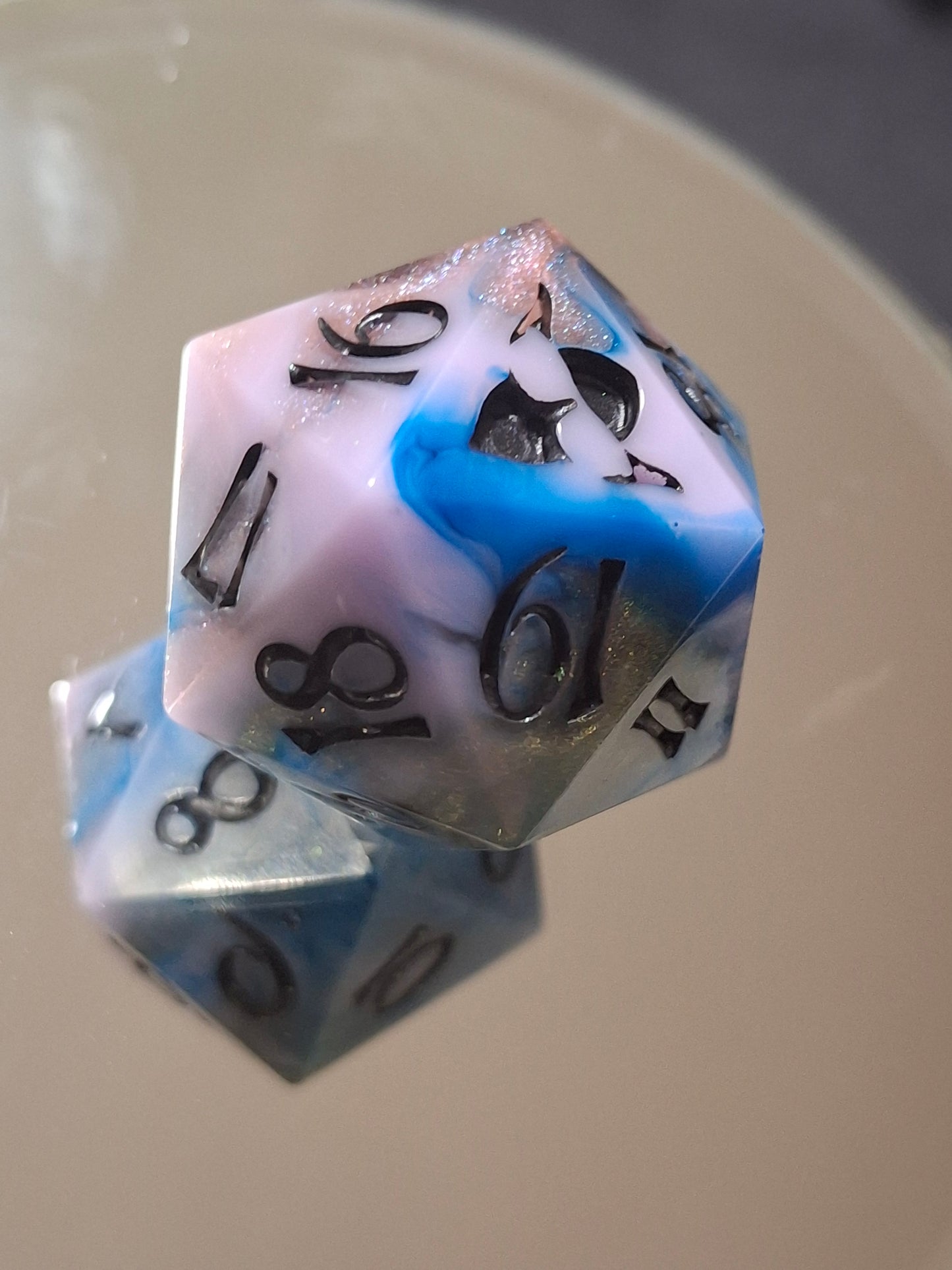 Dreamflux – A Shimmering Spin Down D20 of Arcane Beauty Oversized D20 Dice