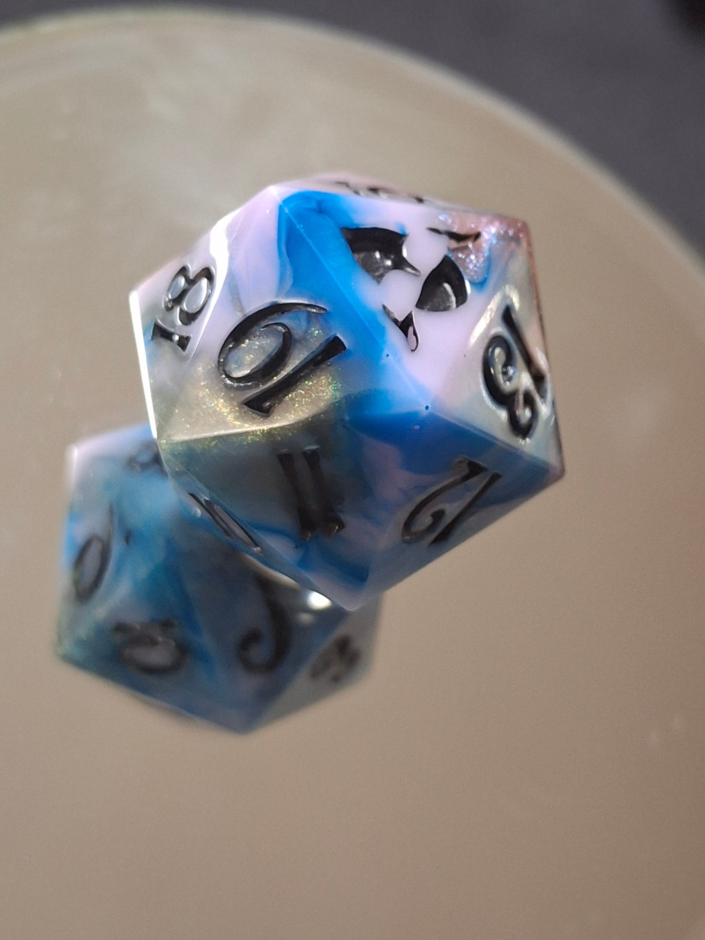 Dreamflux – A Shimmering Spin Down D20 of Arcane Beauty Oversized D20 Dice
