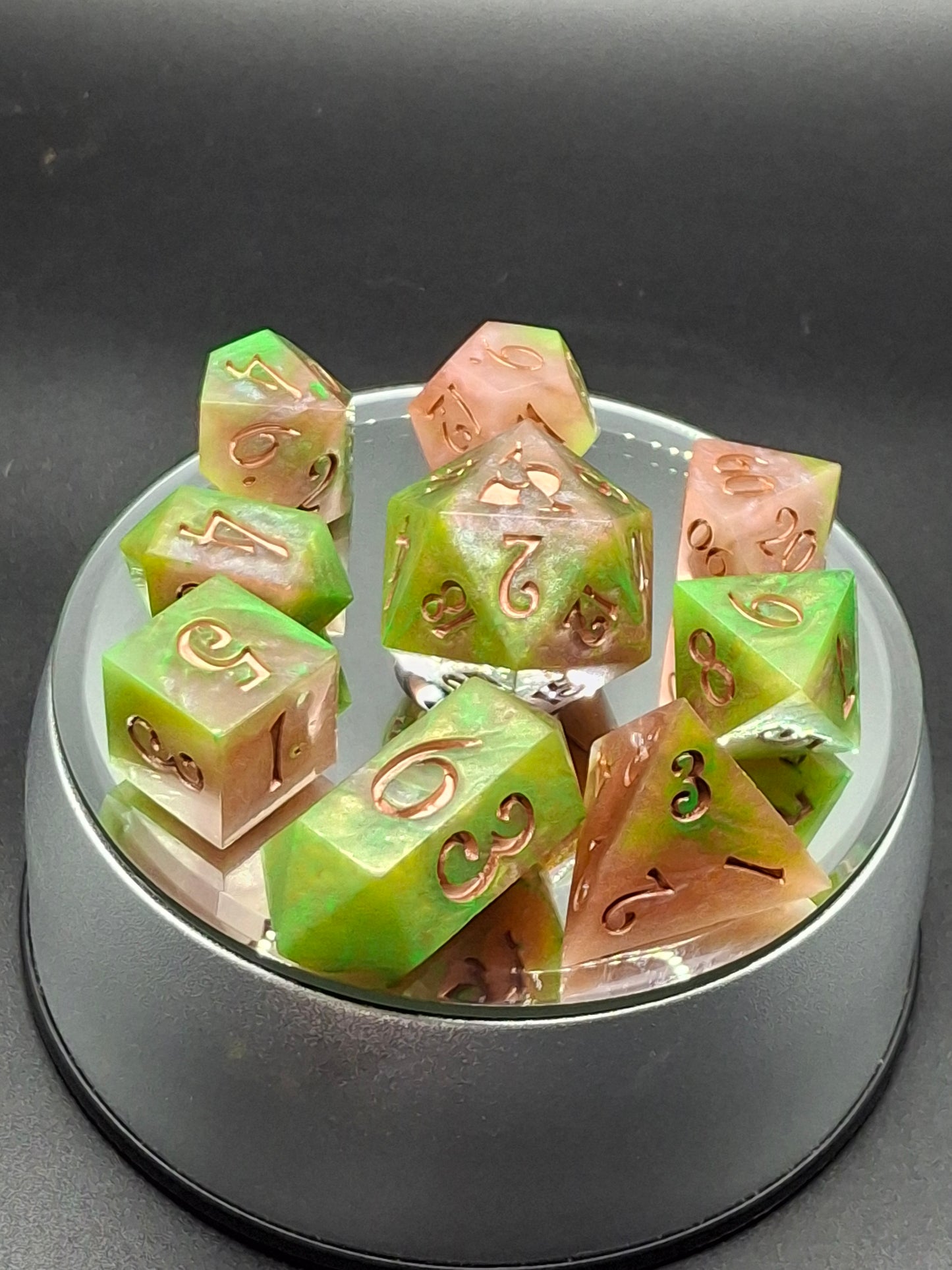 Green Champagne Swirl Dice