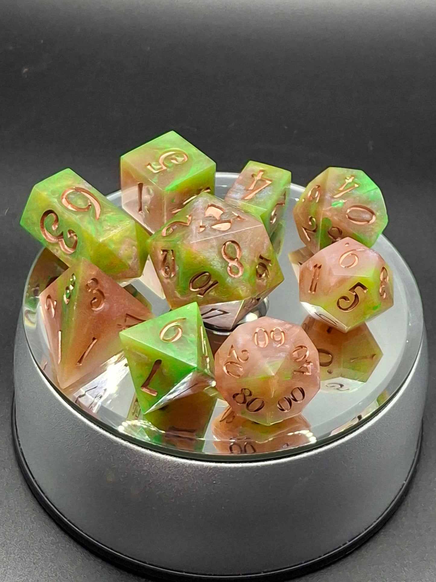 Green Champagne Swirl Dice