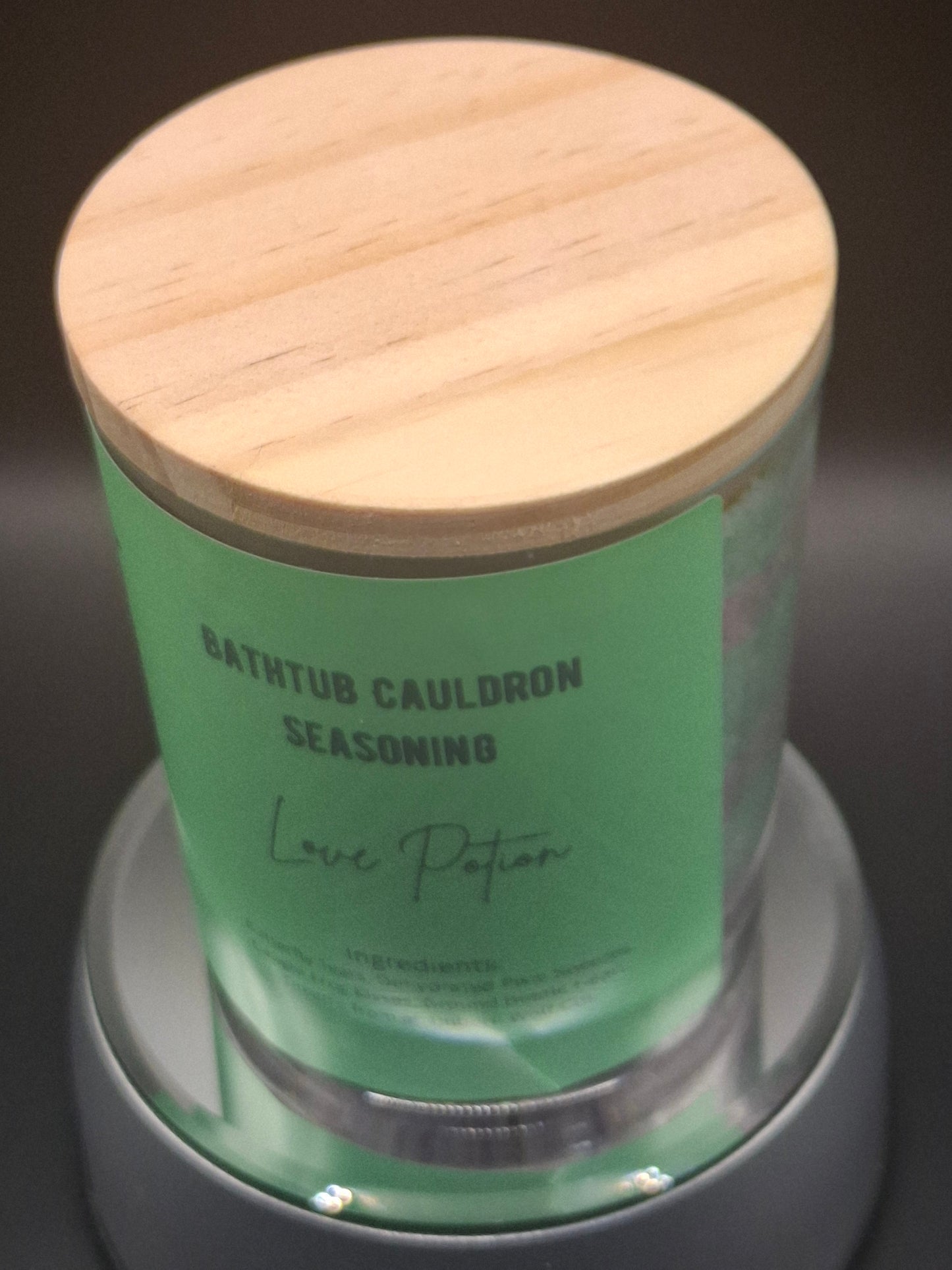 Love Potion No. 20 - Bath Cauldron Seasoning Jar with Mystery D20