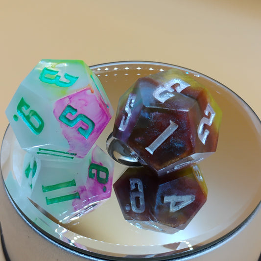Daggerheart Player Hope Dice Set – Oversized D12 Pair in White, Pink & Bronze