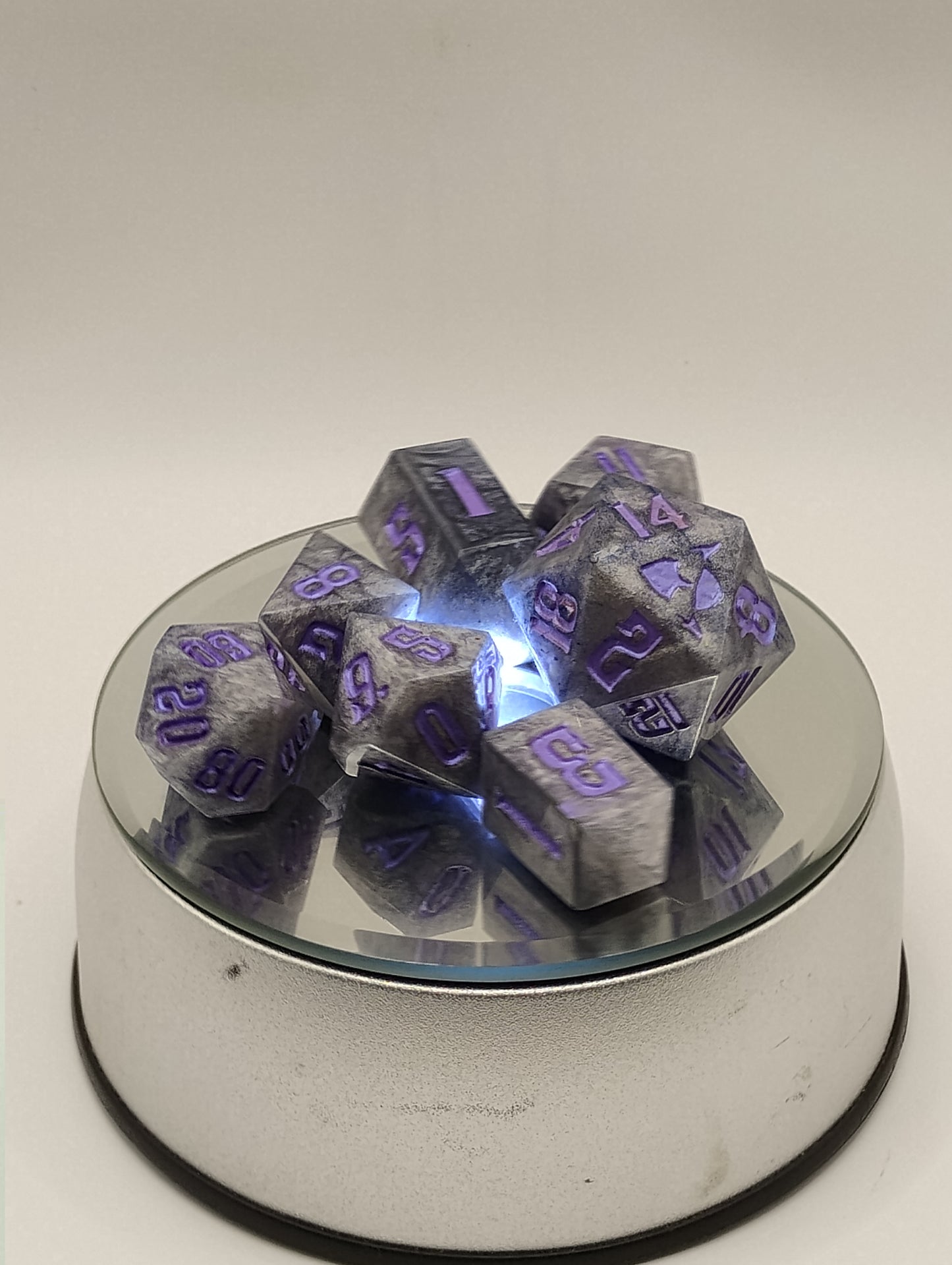 Arcane Stone Golem DnD Dice Set – Golem-Inspired RPG Dice with Purple Numbers for Dungeons & Dragons & TTRPGs
