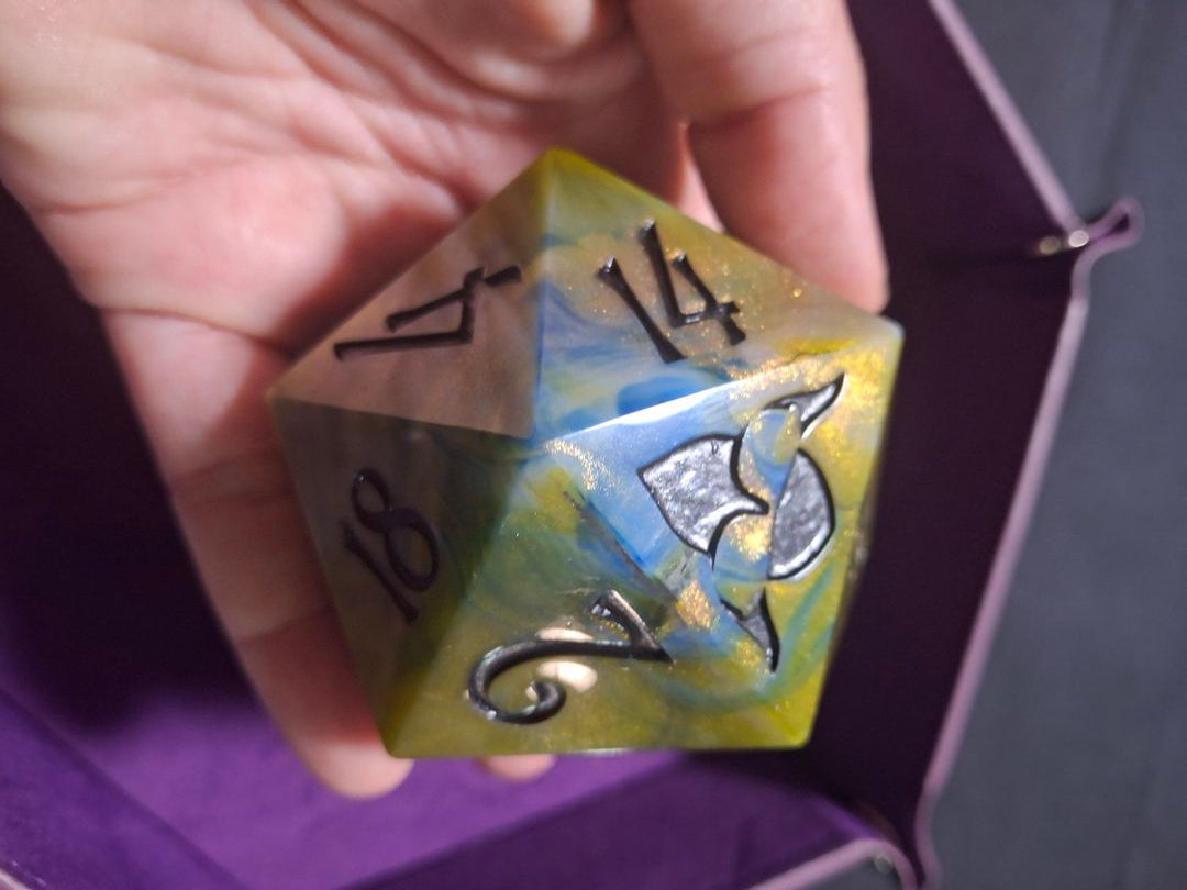Mystical Color-Shift 20-Sided Dice - Perfect for Adventurers and Collectors!