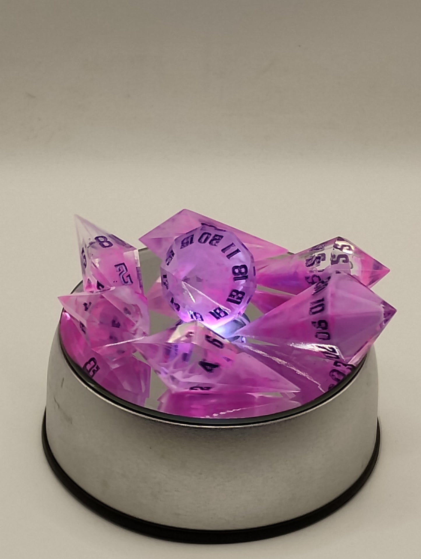 Rosequartz Veil – Pink and Clear Swirled Crystal Dice Set for TTRPG Adventures