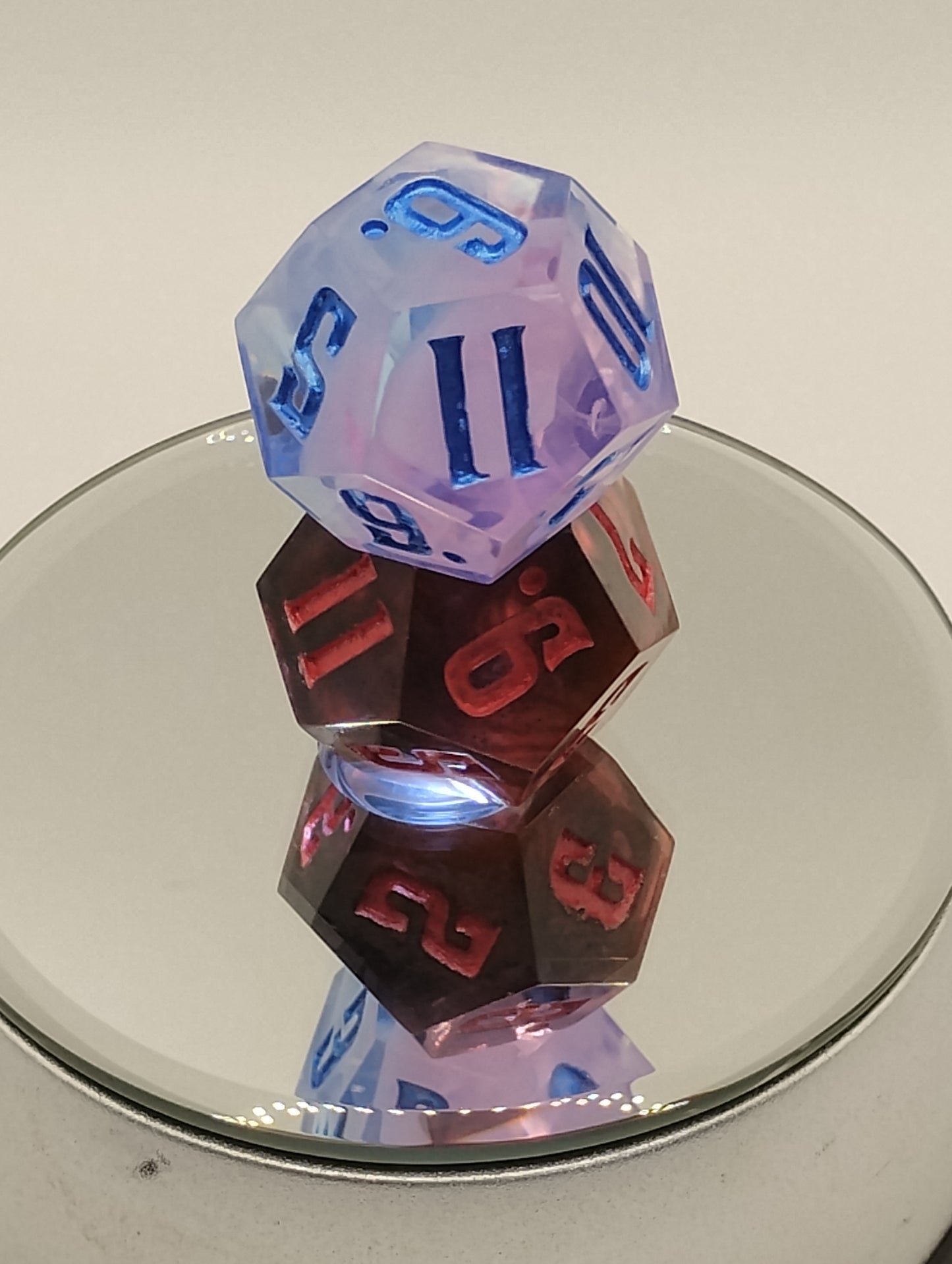Daggerheart Twin d12 Dice by Critical Role – Cloudblush Hope & Midnight Pink Fear