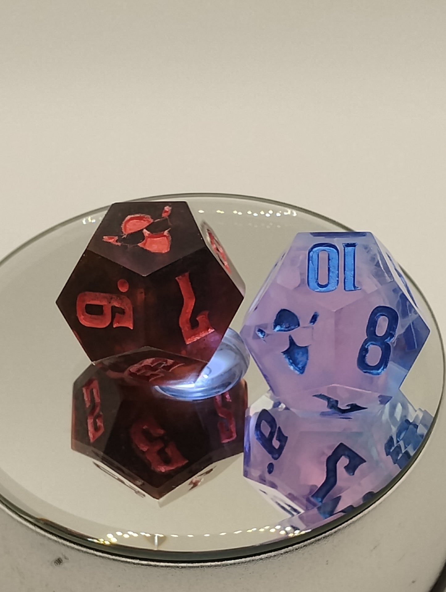 Daggerheart Twin d12 Dice by Critical Role – Cloudblush Hope & Midnight Pink Fear