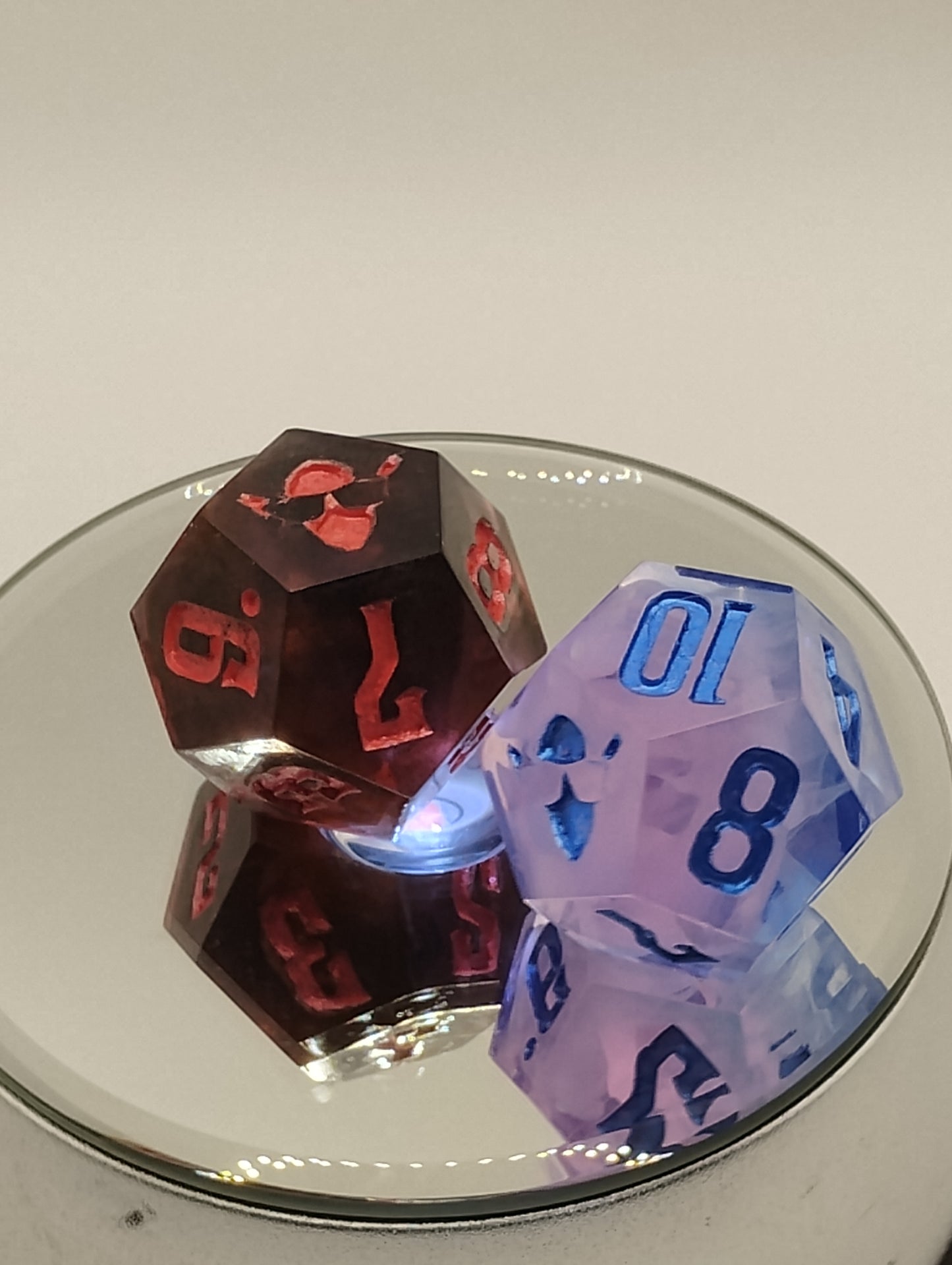 Daggerheart Twin d12 Dice by Critical Role – Cloudblush Hope & Midnight Pink Fear