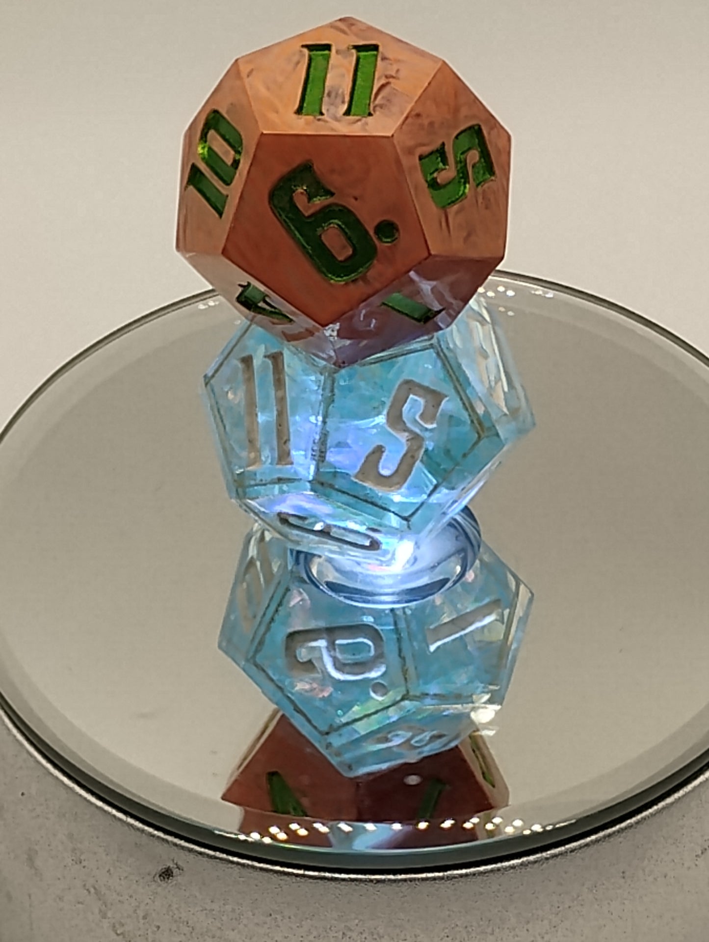 Daggerheart Twin d12 Dice by Critical Role – Gilded Holo Sky Hope & Emberstripe Fear
