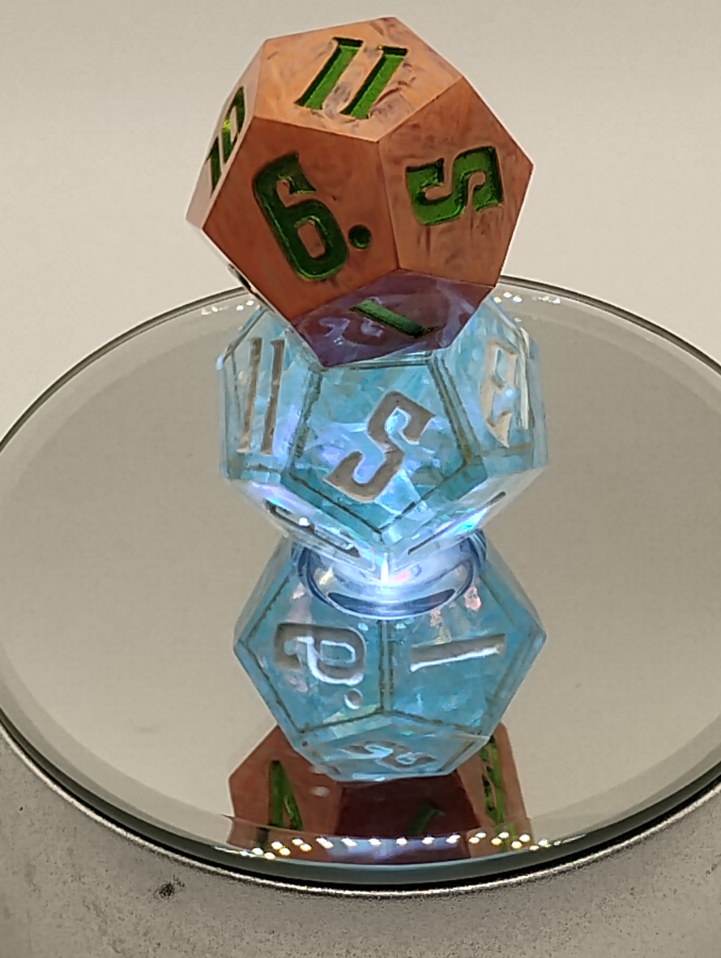 Daggerheart Twin d12 Dice by Critical Role – Gilded Holo Sky Hope & Emberstripe Fear