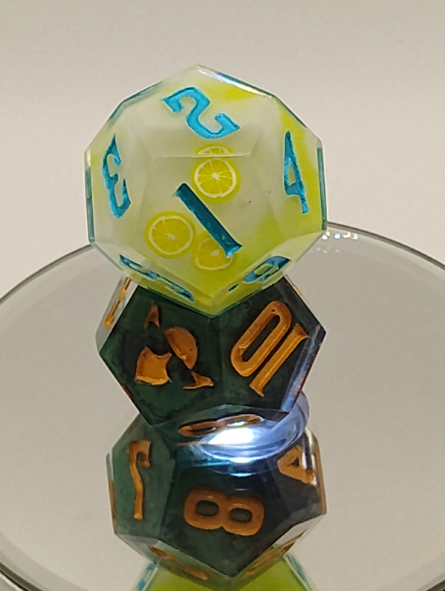 Daggerheart Twin d12 Dice for Dungeons & Dragons – Lime Hope & Dark Forest Fear