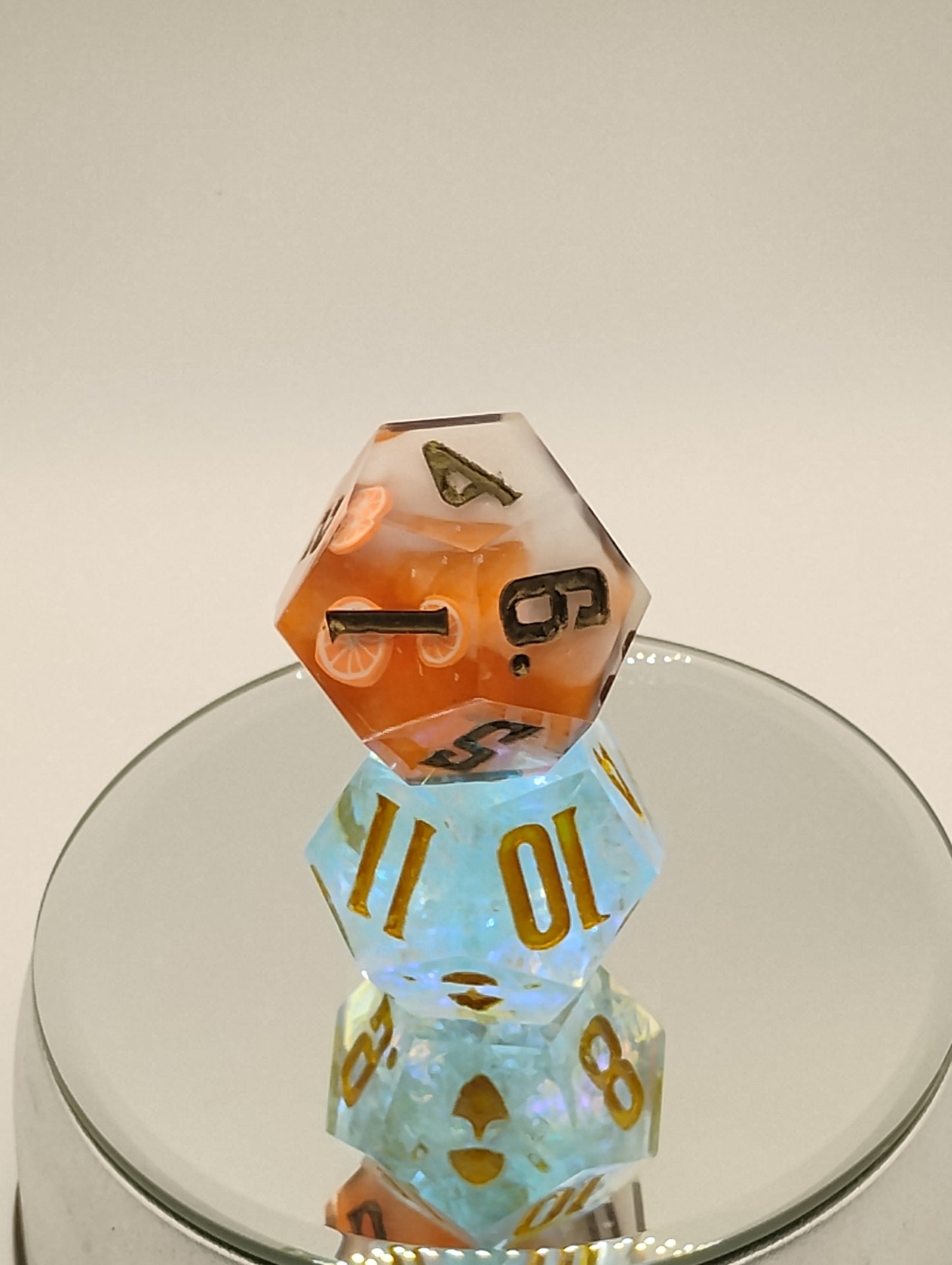 Daggerheart Twin d12 Dice by Critical Role – Shimmering Aqua Holo Hope & Grapefruit Ember Fear
