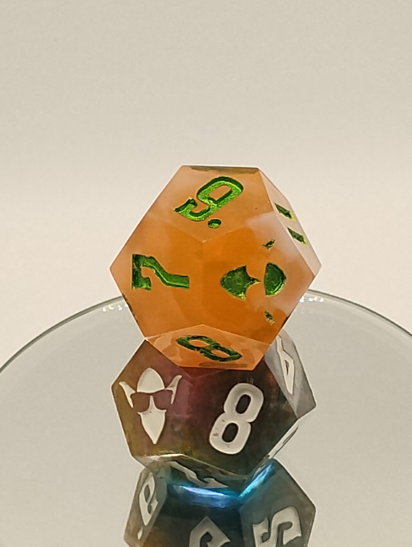 Daggerheart Twin d12 Dice by Critical Role – Embercloud Hope & Deepwood Shimmer Fear
