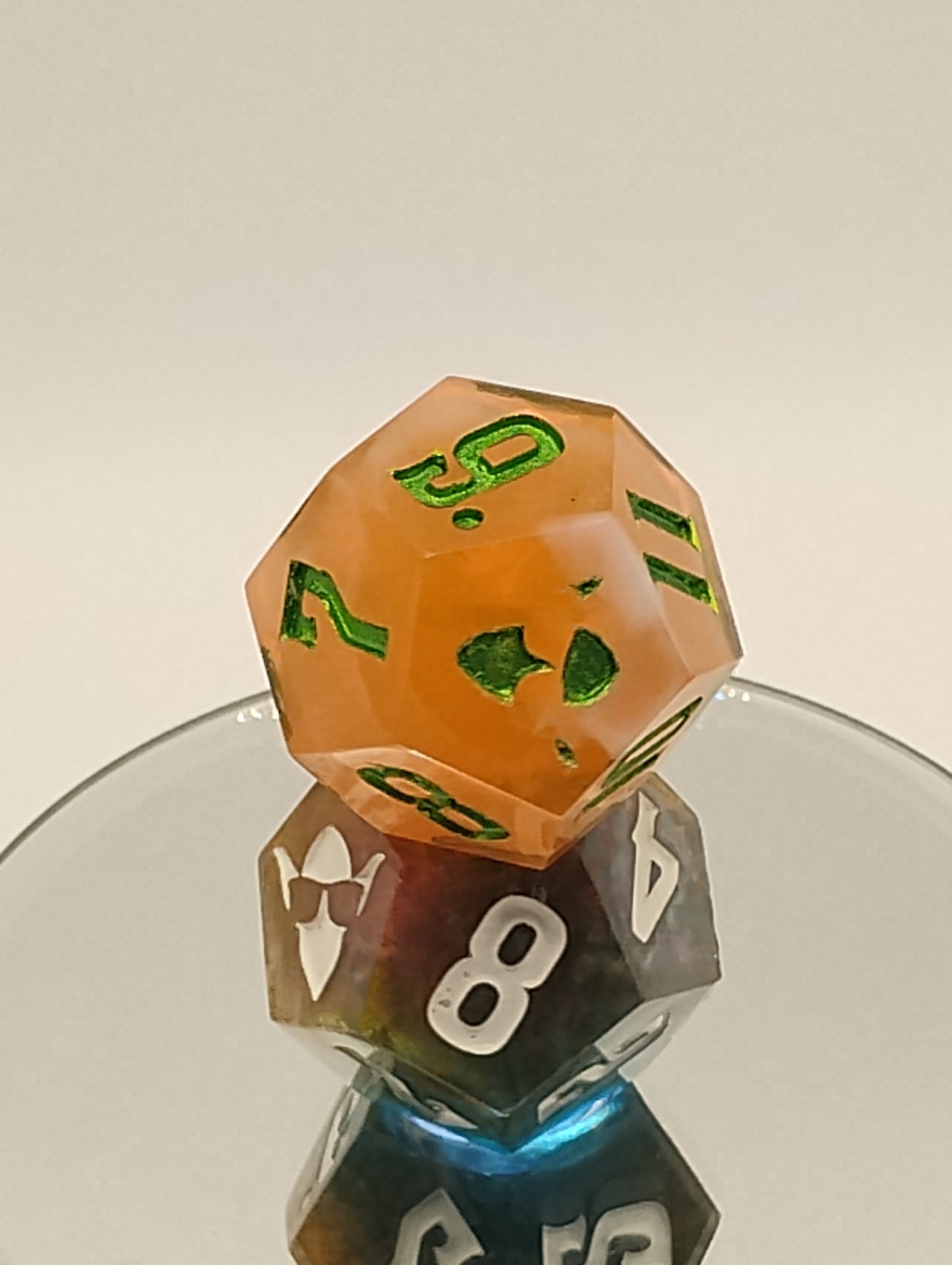 Daggerheart Twin d12 Dice by Critical Role – Embercloud Hope & Deepwood Shimmer Fear