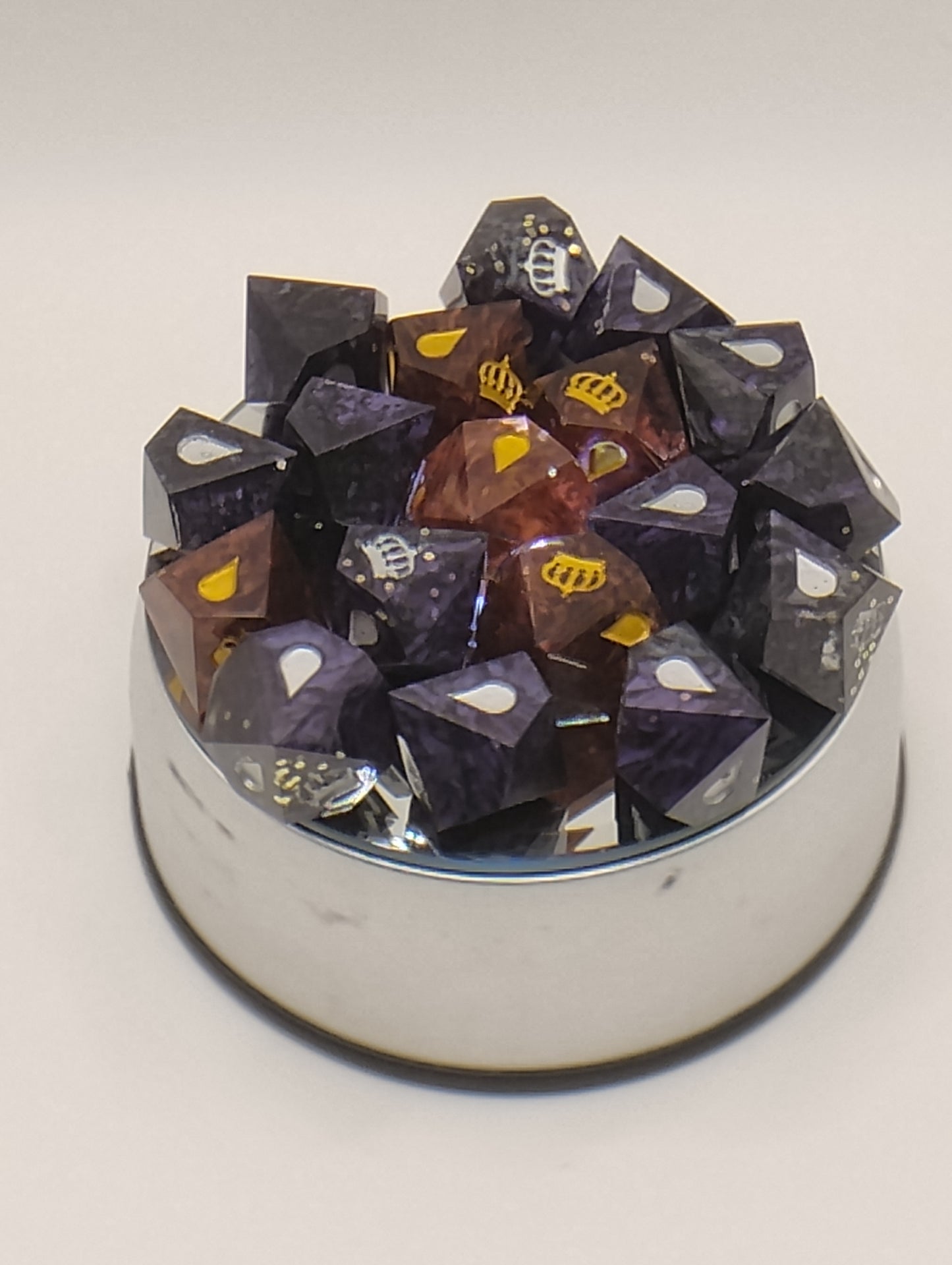Dark Fantasy Vampire: The Masquerade Dice Set – Black & Amber RPG Dice with Gold & Silver Numbers for Dungeons & Dragons, Vampire: The Masquerade & TTRPGs