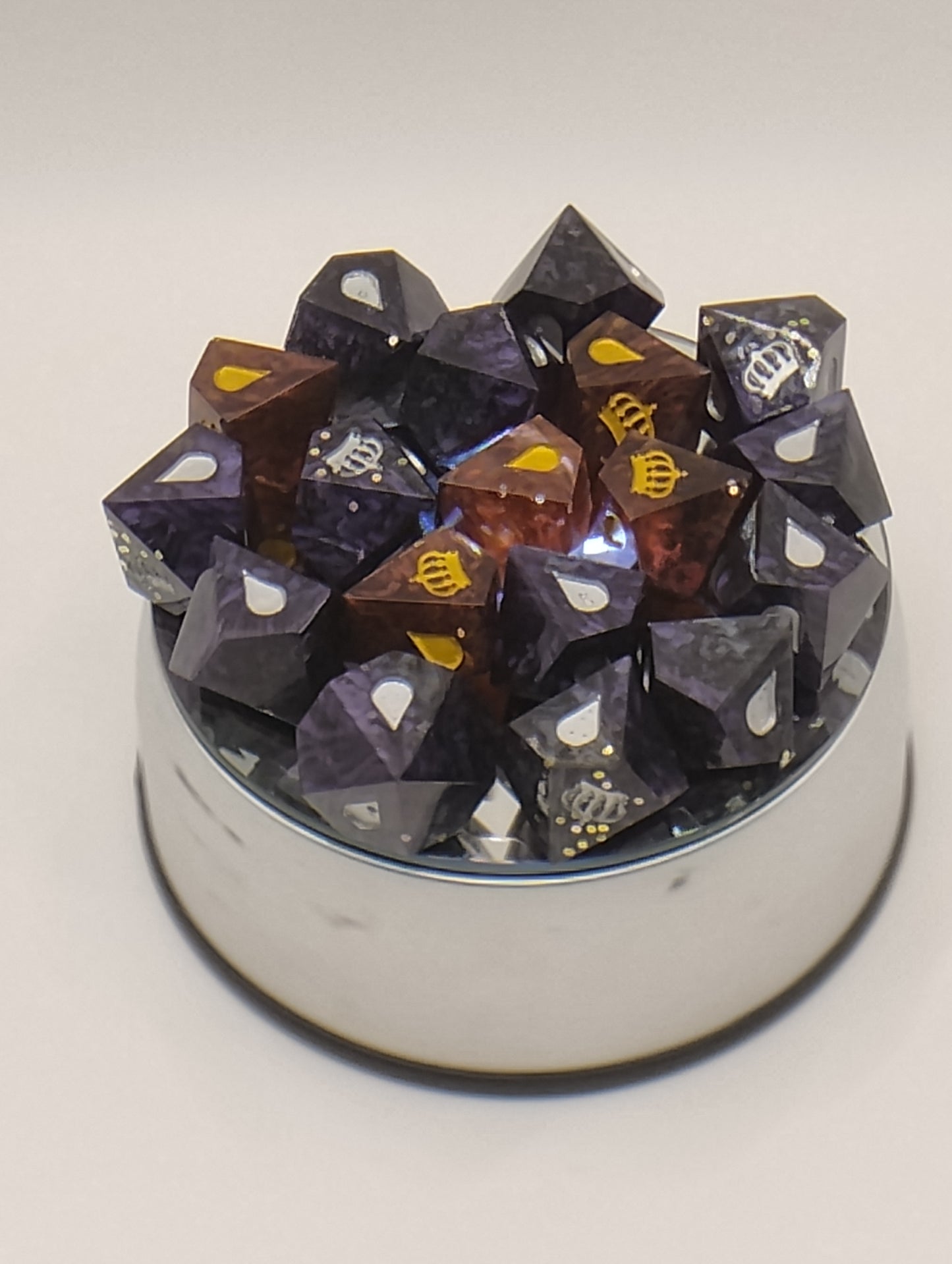 Dark Fantasy Vampire: The Masquerade Dice Set – Black & Amber RPG Dice with Gold & Silver Numbers for Dungeons & Dragons, Vampire: The Masquerade & TTRPGs