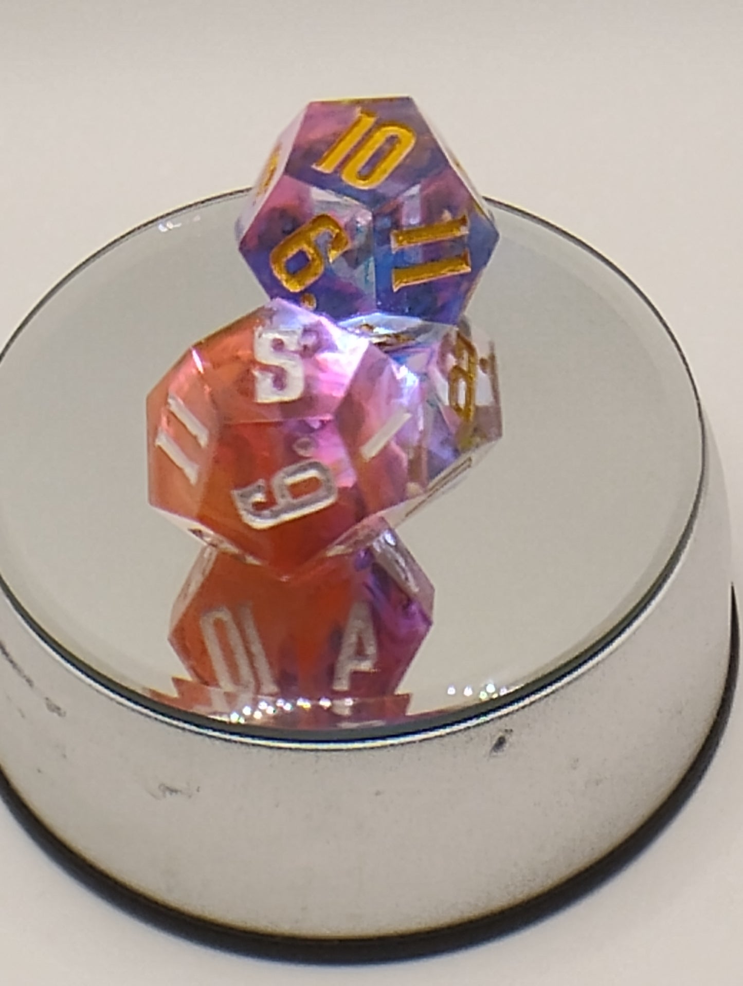 Dark Fantasy Dagger Heart Multicolor DnD Dice Set – Pink, Blue, Red & Orange RPG Dice with Gold & Silver Numbers for Dungeons & Dragons & TTRPGs
