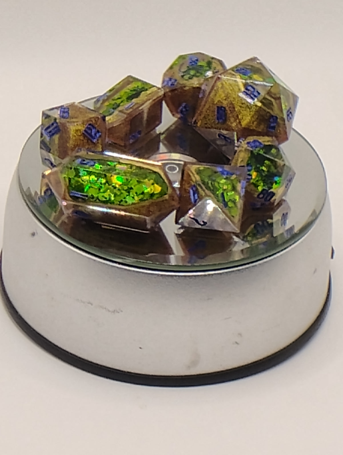 100 Natural Blue Sapphires Geode Dice Set | Handmade Gold & Green Luxury D&D Dice | Blue Ink TTRPG Geode Dice