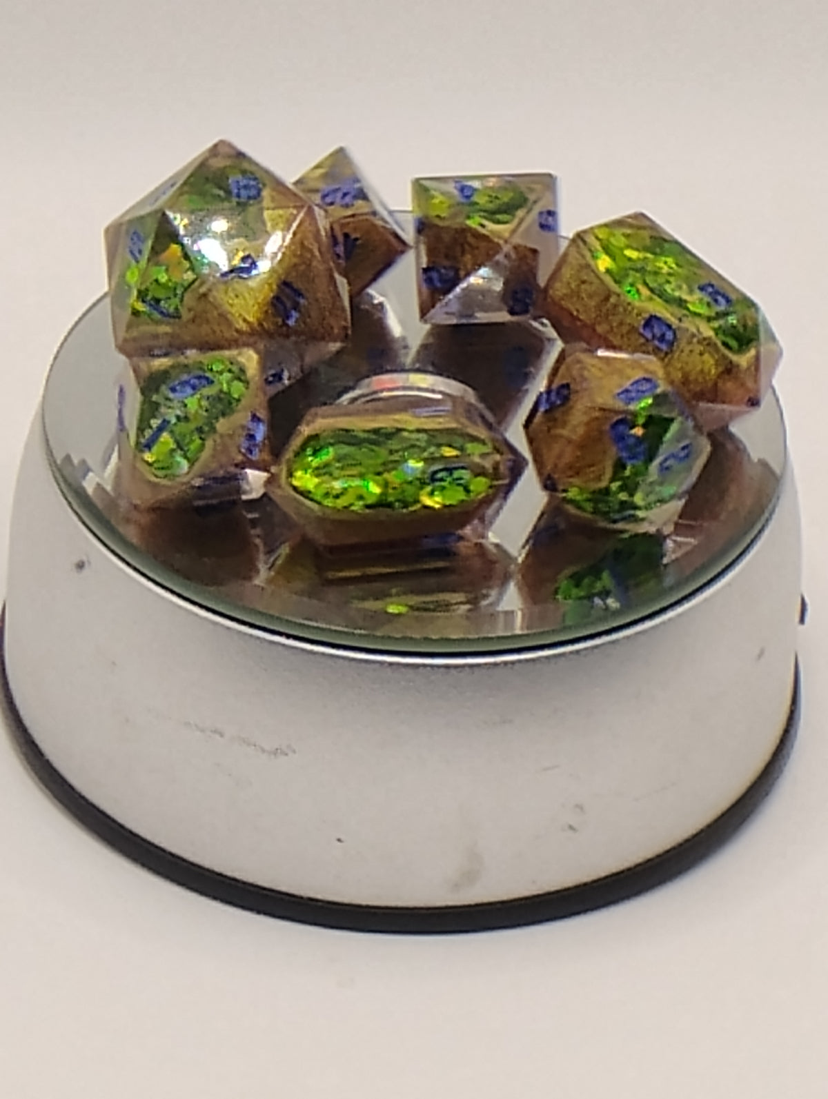 100 Natural Blue Sapphires Geode Dice Set | Handmade Gold & Green Luxury D&D Dice | Blue Ink TTRPG Geode Dice
